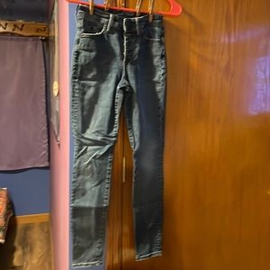 Girls Universal Thread 00/24R blue Jean. Very cute. Gently worn.